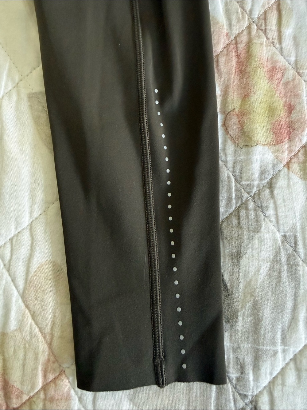 🍋Lululemon Fast & Free High Rise with Pockets 25" in Dark Olive Size 6 - Picture 4 of 5